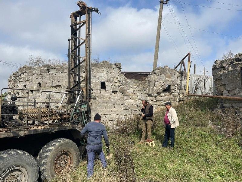 Начаты инженерно-геологические изыскания на территориии обьекта культу...