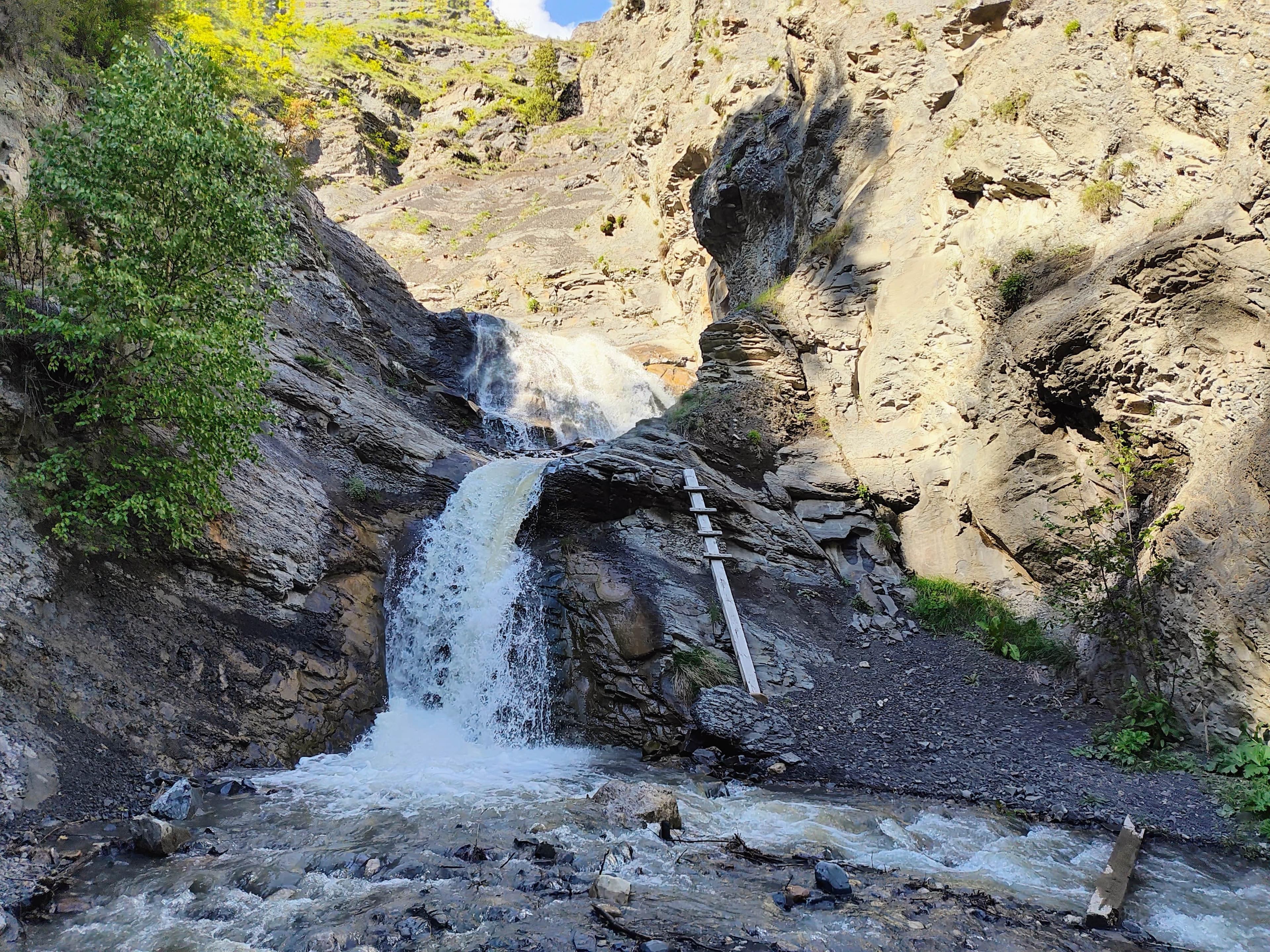 водопад Цеси