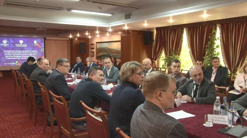 В Анапе состоялось расширенное совещание 16-17 мая по вопросам государ...