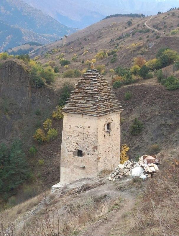 Завершились противоаварийные работы на уникальном склепе башенного ком...