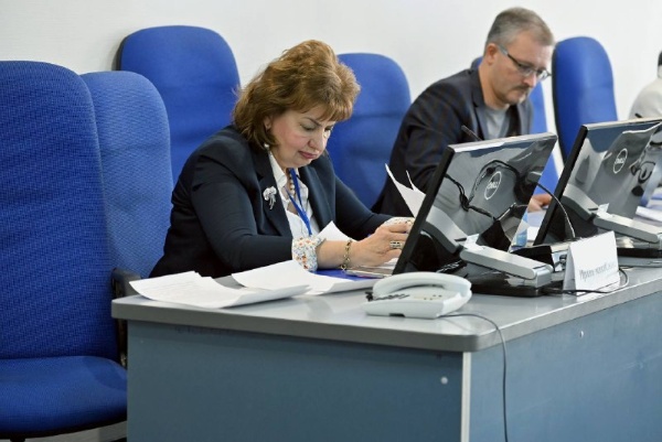 Прошло пленарное заседание IX Международной научно-практической конференции.

С докладами выступил профессорско-преподавательский состав не только ПГУ, но и других университетов из разных регионов и стран. 

В своих выступлениях они затронули широкий спектр актуальных тем: развитие раннего билингвизма в транскультурной среде, проблемы сохранения миноритарных языков на Северном Кавказе и многое другое. 

Пленарное заседание стало вдохновляющим пространством для профессионального общения и новых исследовательских идей.