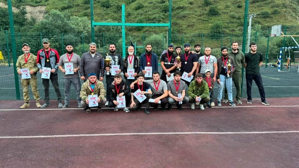 A volleyball tournament was held in the village of Itum-Kali. It was part of the celebrations for Athlete's Day, the Year of People's Unity, and the 75th anniversary of the birth of Akhmat-Khadzhi Kadyrov, the First President of the Chechen Republic.

The competition took place on the local sports ground, where three teams from the Itum-Kali district competed for victory. Matches were played in a round-robin format, giving each team the opportunity to meet their opponents and demonstrate their level of preparation, teamwork, and athleticism.

A tense yet friendly atmosphere reigned on the court: the participants gave their all, and the spectators enthusiastically supported their teams. A spirit of healthy competition harmoniously combined with mutual respect among the players.

Following the tournament, all teams received cups and awards—the organizers recognized each team's contribution to the sporting event.