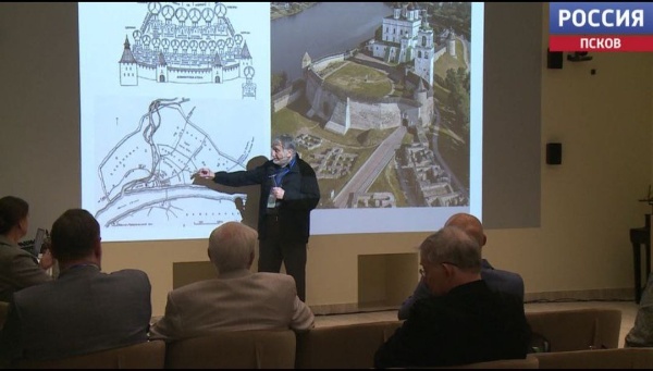 В Пскове в эти дни проходит V межрегиональный форум, посвященный обьектам всемирного наследия ЮНЕСКО, в котором принимают участие около 200 специалистов-реставраторов Северо-западного региона.

В планах поделиться опытом сохранения архитектурного наследия в контексте современной градостроительной структуры, обсудить благоустройство территории памятников и развитие внутреннего туризма.

Храмы псковской архитектурной школы вошли в состав всемирного наследия ЮНЕСКО в 2019 году. Именно тогда и появилась инициатива провести форум, на котором коллеги могут узнать о новых практиках по сохранению обьектов всемирного наследия. 

А пока проходит форум, архитекторы "АСМ Групп" продолжают проектные работы по Церкви Архангела Михаила с колокольней в Пскове и по Мальскому монастырю в псковской области.