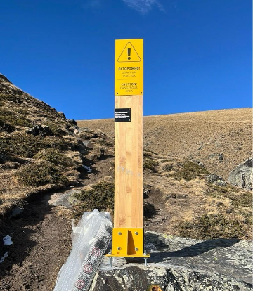 Знак «Осторожно! Опасный участок»