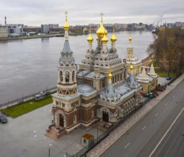 Церковь Божией Матери Всех Скорбящих Радость с грошиками, воссозданная при непосредственном участии "АСМ Групп" на проспекте Обуховской Обороны в Петербурге стала номинантом VIII  Международного конкурса "Золотой Трезини" в номинации "Лучший реализованный проект реставрации".