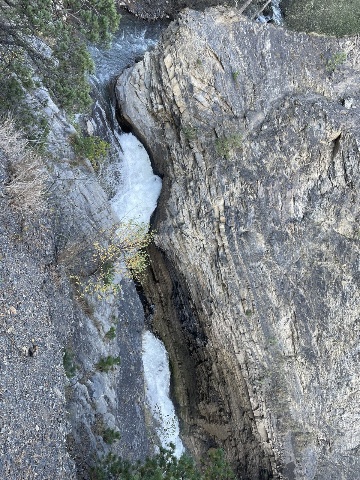 Водопад в Койрах (Хьайрах)