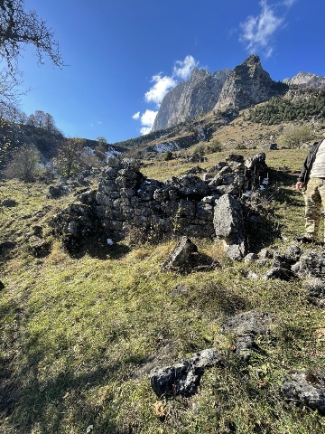 Циклопические постройки в Верхнем Кели