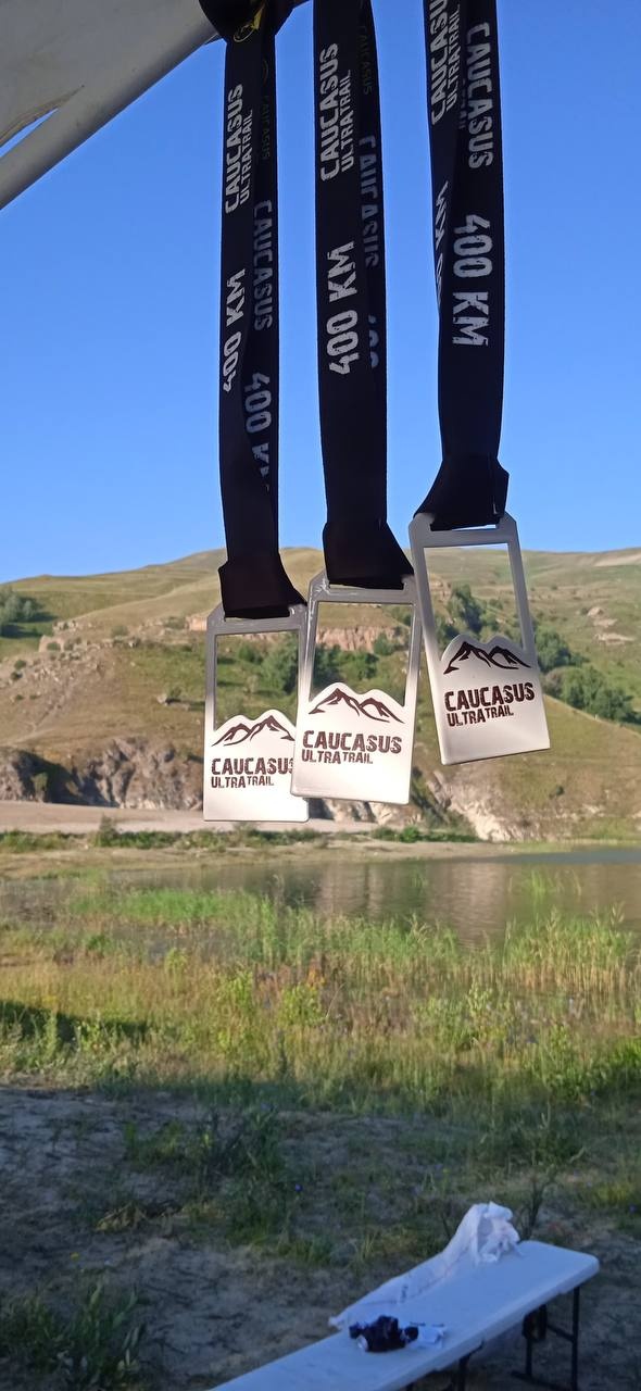 16 финишеров.
16 в гонке. 

БЖ Эльтюбю покинул Егор Анохин в 12:15

Все Базы Жизни закрыты!