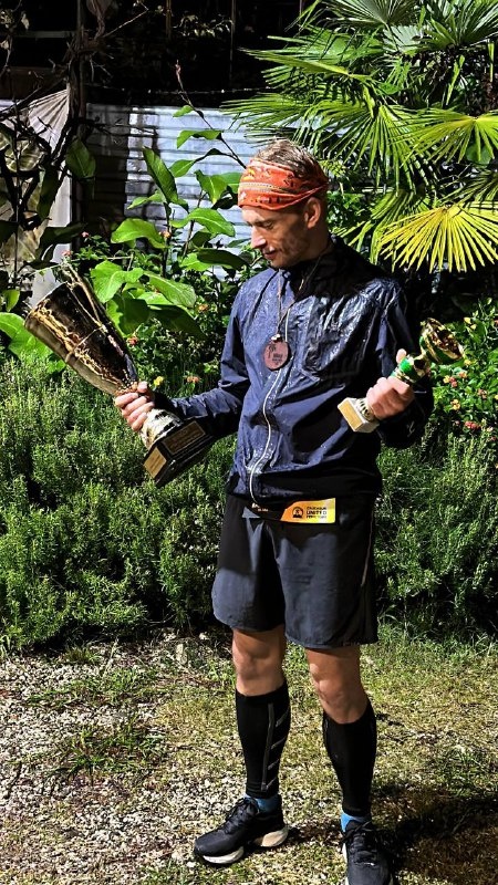 В руках Павла Черных переходящий кубок World Backyard Ultra!

Достойнейшая победа под ливнем ночной Абхазии!

Этот кубок будет ждать своего чемпиона на пляже омываемый Индийским океаном и уже навсегда победа Павла вписана в историю Кубка WBU! 

Наши поздравления Чемпиону!
С Победой!
С личным рекордом!