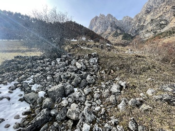 Циклопические постройки в Верхнем Оздик