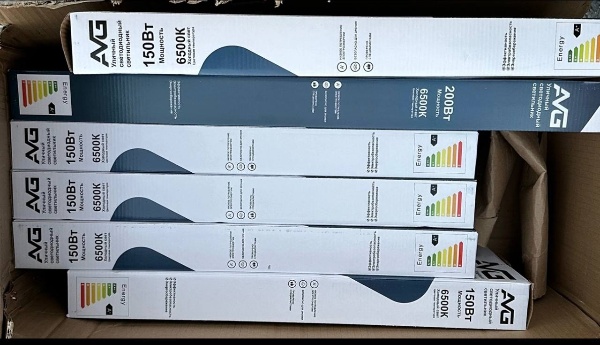 В с.п. Джейрах проводятся работы по установке светодиодных светильников для уличного освещения.

Всего за 2024-25 гг. заменили более 180-ти светильников.