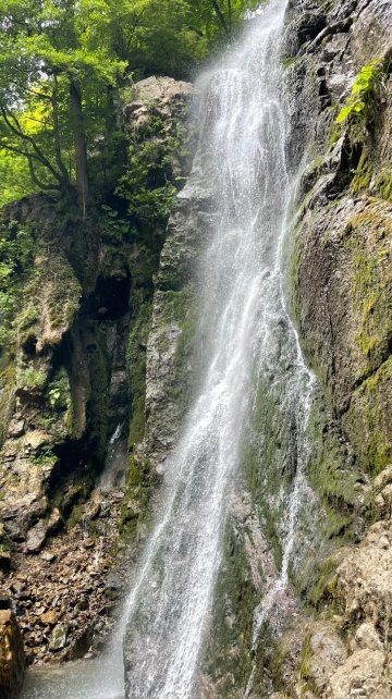 Эка-Чожинский водопад