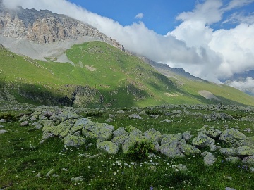 Каменное сооружение