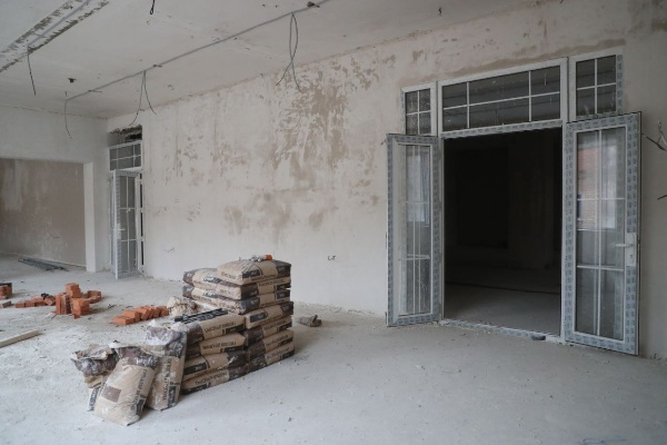 Major renovations are continuing at the Ingush State Youth Theater in Nazran.

What has already been done: walls and partitions have been erected, window units have been installed, the floor foundation has been poured, and the electrical wiring has been laid.

What's next: installation of heating and ventilation, installation of the stage, finishing work.

The work is being carried out as part of the national project “Family.” The cost is 207 million rubles. The area is more than 2,300 square meters.

