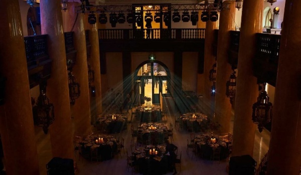 Бывший Операционный зал Банкирского дома Вавельберга на Невском проспекте в Петербурге, отреставрированный и превратившийся по комплексному проекту от "АСМ Групп" в пожалуй лучший в городе многофункциональный зал отеля "WAWELBERG".