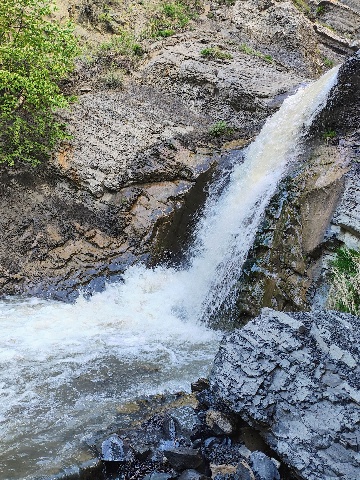 Водопад Цеси