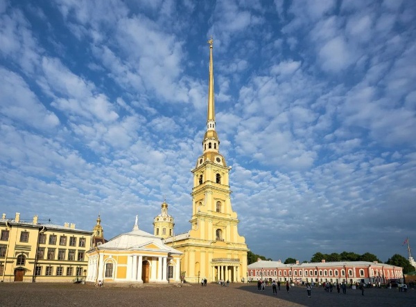 Today, July 11, 1733 in St. Petersburg was consecrated a new stone Peter and Paul Cathedral, built according to the project of Arch. Domenico Trezzini.