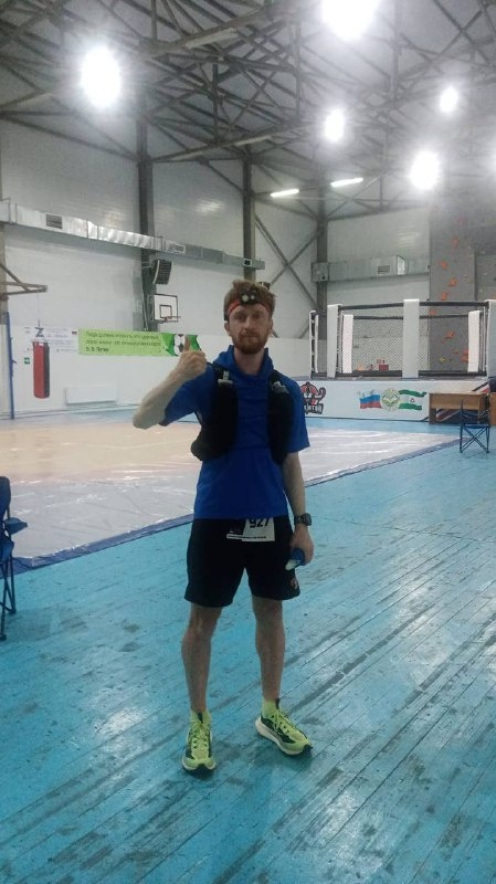 Лидер гонки!

Вышел из БЖ Джейрах.
Орлов Александр