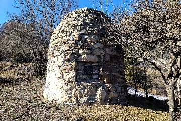 Ядрообразный мавзолей Лейми