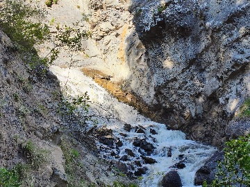 Водопад Цеси