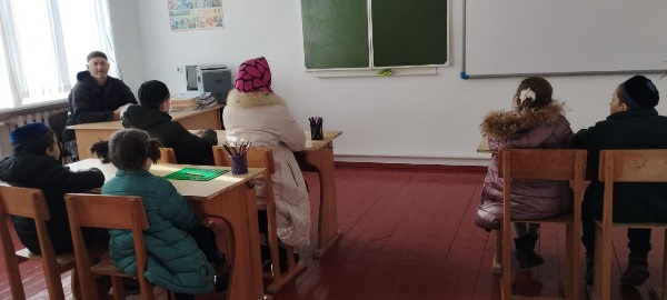 В эти дни, инспектор музея-заповедника Магомед Ахильгов с учениками школы  с.п.Джейрах провёл профилактическую беседу, направленную на формирование бережного отношения к памятникам истории и культуры региона. 

В результате проведённой акции, ребята больше узнали о культурном наследии республики и о важности их сохранения для последующих поколений. 