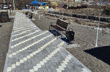 Набережная в селе Химой