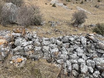 Циклопические постройки в Нижнем Дошхакле