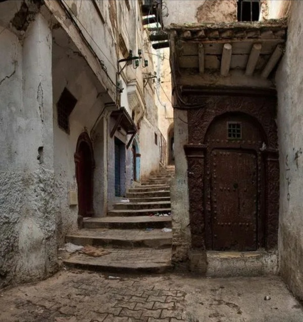 Российская Ассоциация Реставраторов сообщает, что с целью обмена опытом и установления деловых контактов профессионального сообщества с 08 по 14 декабря планируется деловая миссия реставраторов Ассоциации в Алжир, включающая проведение I Алжиро-российской реставрационной конференции с посещением объектов реставрации.