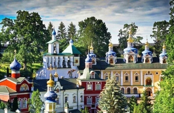 Сразу 6 проектов, выполненных при непосредственном участии "АСМ Групп" номинированы на VIII Международную премию "Золотой Трезини" 2025.