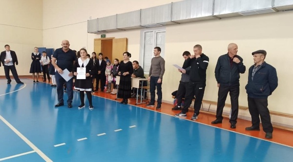 The municipal stage of the volleyball competition among school teams for the Cup of the Head of the Republic of South Ossetia-Alania took place in the Irafsky District, which contributes to the achievement of the goals and objectives of the state program “Sport of Russia.”

The tournament was held from November 27 to December 4 at the secondary school in the village of Surkh-Digora.

During the busy program, the young athletes demonstrated high levels of training, confident play, sportsmanship, and a genuine passion for volleyball. All matches took place in a warm and friendly atmosphere, becoming a real celebration for participants and fans alike.