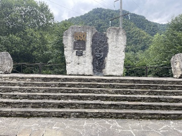 Мемориал "Дорога жизни"