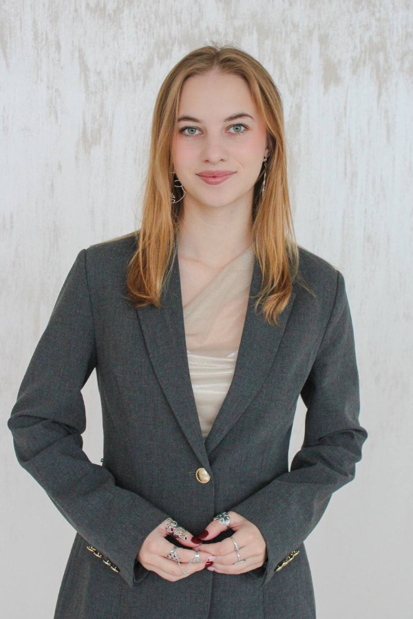 Студентка ПГУ вошла в состав Совета обучающихся при Минобрнауки России!

Дария Хажикарова, председатель Совета студентов и аспирантов ПГУ, успешно прошла все этапы отбора и включена в состав Совета обучающихся при Министерстве науки и высшего образования РФ. 

Дария отмечает: «Для меня это не только большая честь, но и ответственность. Хочу привнести в работу Совета открытость, системность и культуру взаимодействия — то, что мы развиваем в ПГУ каждый день. Уверена, что теперь голос нашего университета и нашего региона будет ещё громче и увереннее звучать на федеральном уровне».