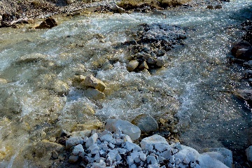 Источник воды