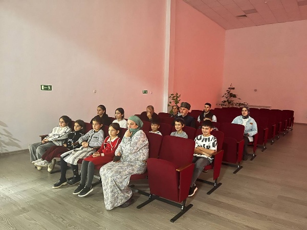 11 ноября 2025 года сотрудники Дома культуры Джейраха провели трогательное мероприятие «Памяти жертв Первой мировой войны», посвятив его столетней памяти окончания величайшей трагедии XX века.